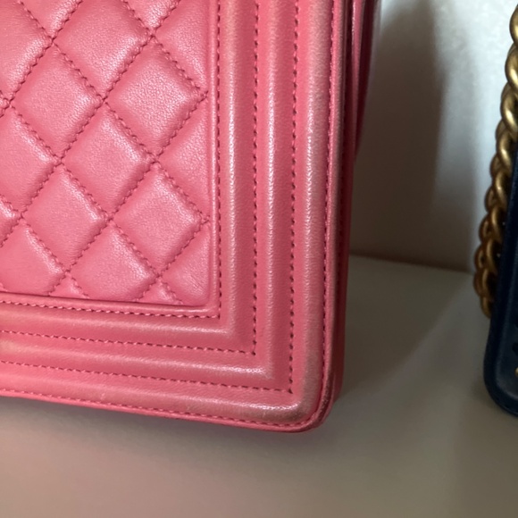 Chanel Medium Quilted Pink Boy Bag - Picture 6 of 11